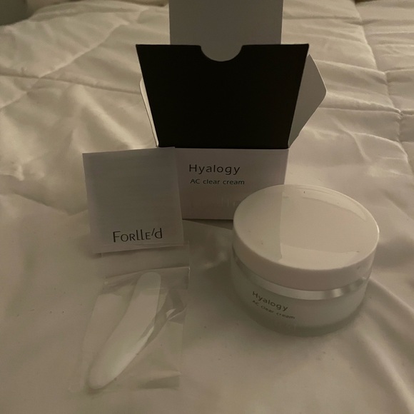 Forlle’d Hyalogy AC Clear Cream - Picture 1 of 3